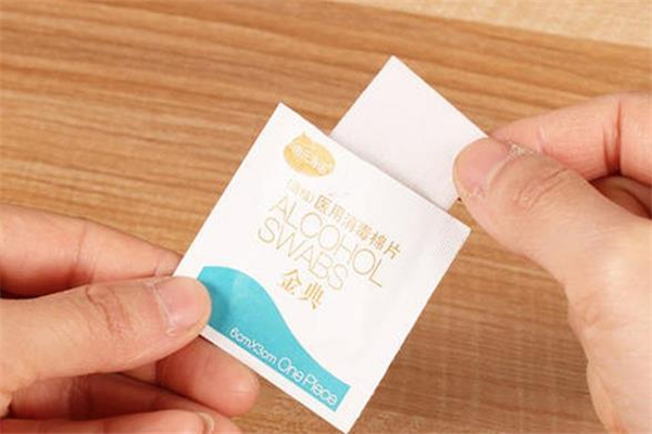 酒精棉片可以帶上飛機(jī)嗎 酒精棉片的用途 酒精棉片可以帶上飛機(jī)嗎 酒精棉片的用途