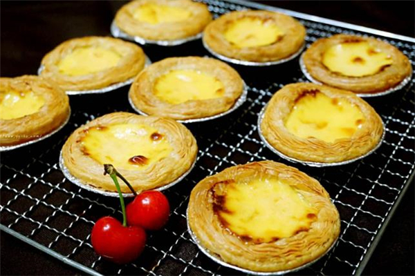 蛋撻和蛋糕哪個(gè)熱量高 晚上吃一個(gè)蛋撻會(huì)胖嗎 蛋撻和蛋糕哪個(gè)熱量高 晚上吃一個(gè)蛋撻會(huì)胖嗎