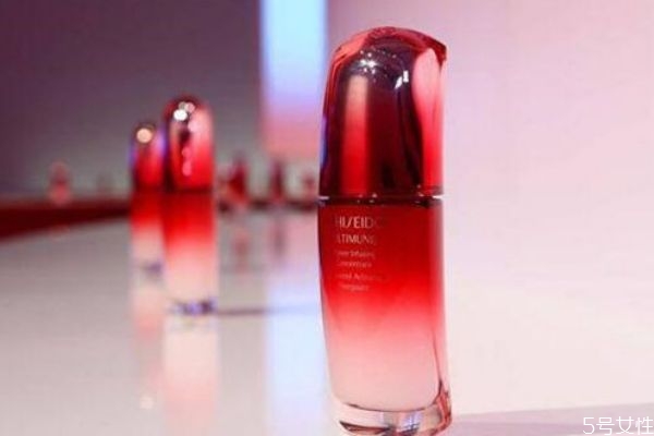 40多歲用悅薇還是盼麗 資生堂哪款適合40歲的 40多歲用悅薇還是盼麗 資生堂哪款適合40歲的