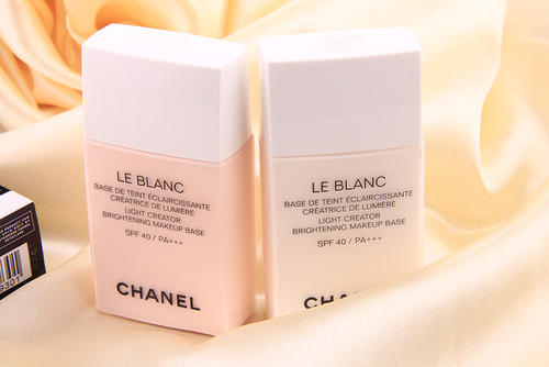 香奈兒妝前乳好用嗎 香奈兒隔離10號(hào)色適合什么膚質(zhì) 香奈兒妝前乳好用嗎 香奈兒隔離10號(hào)色適合什么膚質(zhì)