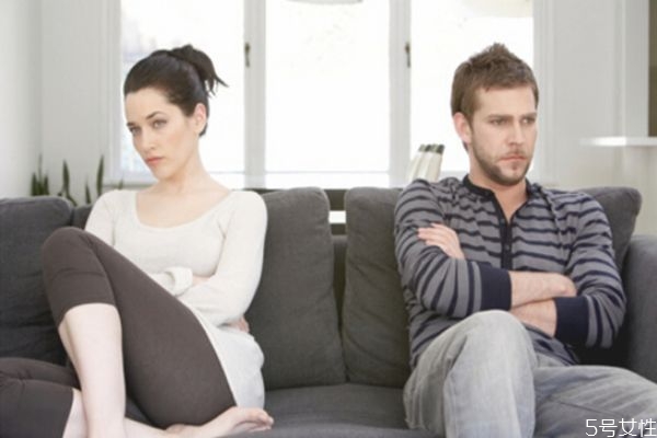 老婆脾氣不好愛吵架怎么辦 夫妻出現(xiàn)爭吵要注意什么 老婆脾氣不好愛吵架怎么辦 夫妻出現(xiàn)爭吵要注意什么