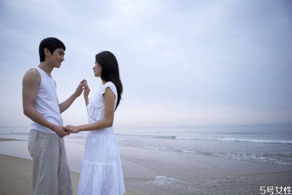 新婚夫妻冷戰(zhàn)怎么辦 新婚夫妻冷戰(zhàn)該怎么化解 新婚夫妻冷戰(zhàn)怎么辦 新婚夫妻冷戰(zhàn)該怎么化解