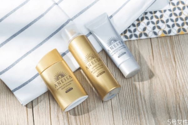 安耐曬aqua booster是什么意思 安耐曬aqua booster技術(shù) 安耐曬aqua booster是什么意思 安耐曬aqua booster技術(shù)