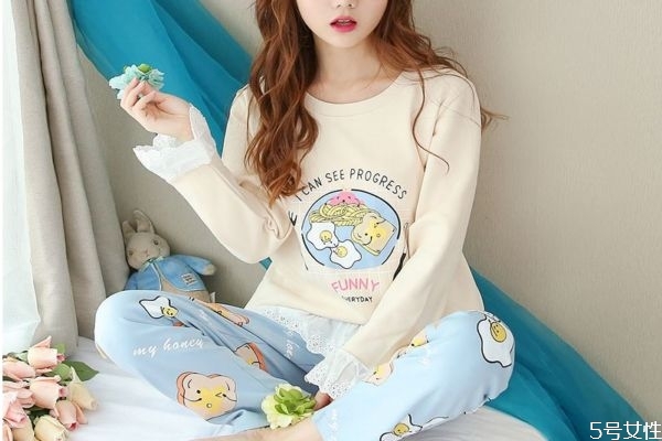 家居服是什么 家居服可以當(dāng)睡衣嗎 家居服是什么 家居服可以當(dāng)睡衣嗎