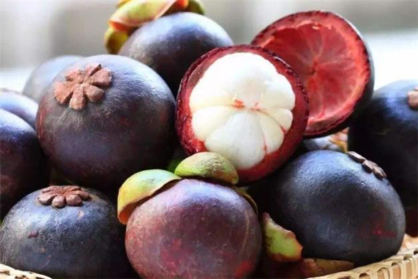 山竹核吃下去會(huì)卡在腸道嗎 誤食山竹核能排出來(lái)嗎 山竹核吃下去會(huì)卡在腸道嗎 誤食山竹核能排出來(lái)嗎