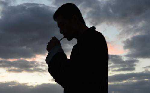 戒煙后為什么會(huì)便秘呢 戒煙后便秘多久能好 戒煙后為什么會(huì)便秘呢 戒煙后便秘多久能好