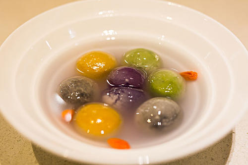 凍過的湯圓用熱水還是冷水煮呢 凍過的湯圓可以直接炸嗎 凍過的湯圓用熱水還是冷水煮呢 凍過的湯圓可以直接炸嗎