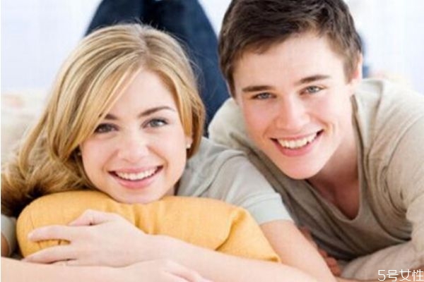 男人沒放下前妻的表現(xiàn) 男人對(duì)前妻戀戀不忘的原因 男人沒放下前妻的表現(xiàn) 男人對(duì)前妻戀戀不忘的原因