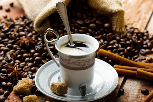 黑咖啡可以加牛奶嗎 黑咖啡加牛奶是拿鐵嗎 黑咖啡可以加牛奶嗎 黑咖啡加牛奶是拿鐵嗎