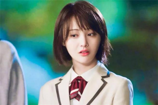 初戀頭發(fā)型要燙嗎 初戀發(fā)型適合什么臉型 初戀頭發(fā)型要燙嗎 初戀發(fā)型適合什么臉型