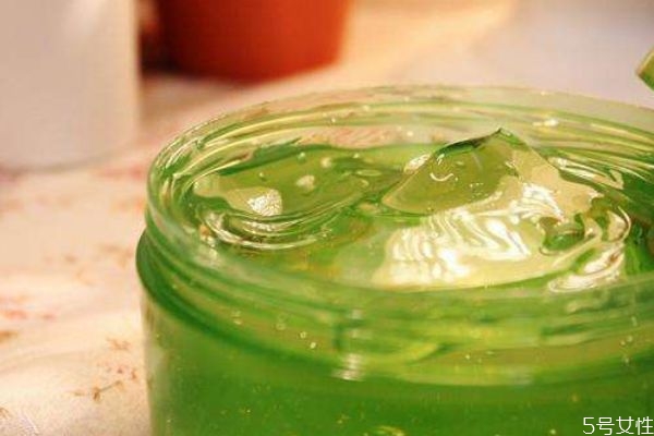 真正的蘆薈膠粘不粘 蘆薈膠的4大誤區(qū) 真正的蘆薈膠粘不粘 蘆薈膠的4大誤區(qū)