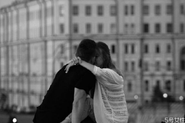 男人為什么拖著不想離婚 男人拖著不離婚的好處 男人為什么拖著不想離婚 男人拖著不離婚的好處