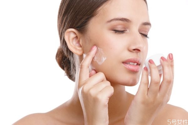 維生素b6加蘆薈膠真的能去粉刺和閉口嗎 維生素b6加蘆薈膠真的能去粉刺和閉口嗎