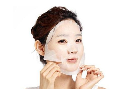 濕敷的頻率有多久 濕敷的爽膚水怎么挑選 濕敷的頻率有多久 濕敷的爽膚水怎么挑選