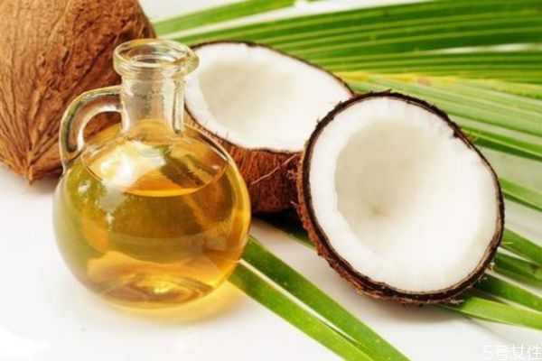 椰子油到底好還是不好 初榨椰子油和精煉椰子油有什么區(qū)別 椰子油到底好還是不好 初榨椰子油和精煉椰子油有什么區(qū)別