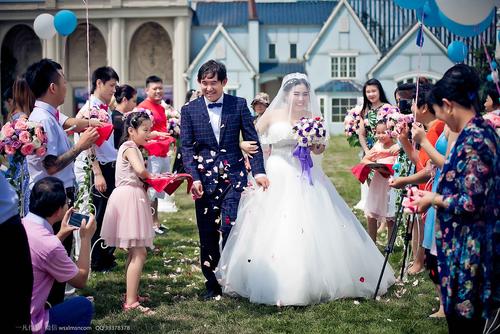 彩禮錢是夫妻共同財(cái)產(chǎn)嗎 彩禮錢是子女的還是父母的 彩禮錢是夫妻共同財(cái)產(chǎn)嗎 彩禮錢是子女的還是父母的