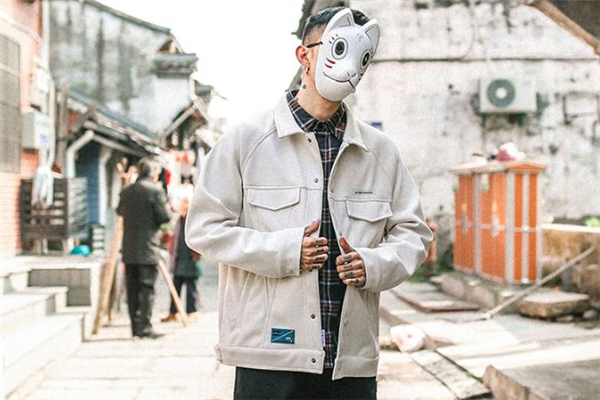 麂皮絨夾克什么顏色好看 麂皮絨夾克穿搭圖片 麂皮絨夾克什么顏色好看 麂皮絨夾克穿搭圖片