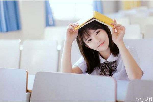 老婆微信曖昧該原諒嗎 老婆玩微信出軌的表現(xiàn) 老婆微信曖昧該原諒嗎 老婆玩微信出軌的表現(xiàn)