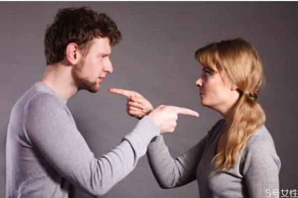 女人徹底想離婚的表現(xiàn) 判斷女人真心想離婚 女人徹底想離婚的表現(xiàn) 判斷女人真心想離婚