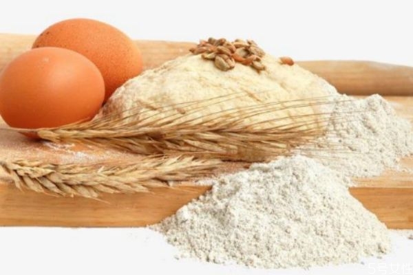 面粉和雞蛋可以做什么 以及如何自制小零食 面粉和雞蛋可以做什么 以及如何自制小零食