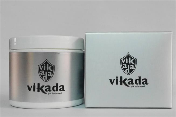 短發(fā)用發(fā)泥還是發(fā)蠟 男生用發(fā)蠟還是發(fā)泥好 短發(fā)用發(fā)泥還是發(fā)蠟 男生用發(fā)蠟還是發(fā)泥好