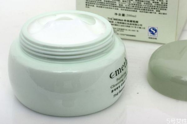 適合大學生的平價護膚品 學生護膚品十大排行榜 適合大學生的平價護膚品 學生護膚品十大排行榜