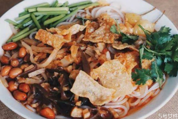 螺螄粉煮完鍋會臭嗎 怎樣去除鍋里螺螄粉的臭味