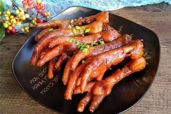 可樂(lè)雞爪的做法 可樂(lè)雞爪要放冰糖嗎 可樂(lè)雞爪的做法 可樂(lè)雞爪要放冰糖嗎