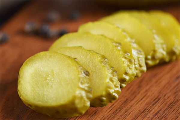 酸黃瓜可以經(jīng)常吃嗎 酸黃瓜孕婦能吃嗎 酸黃瓜可以經(jīng)常吃嗎 酸黃瓜孕婦能吃嗎