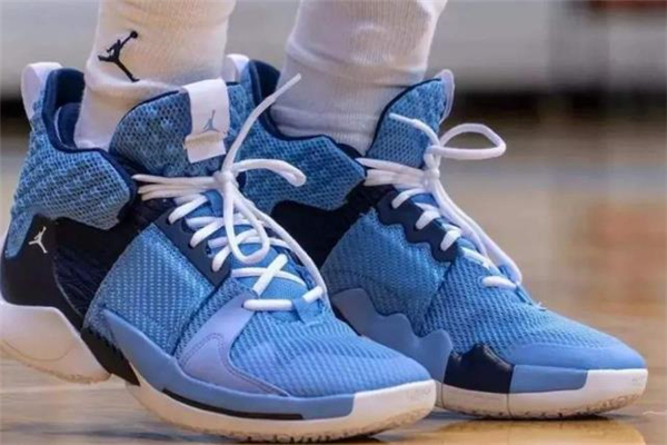 威少3和aj34哪個好 威少3和aj34對比測評 威少3和aj34哪個好 威少3和aj34對比測評