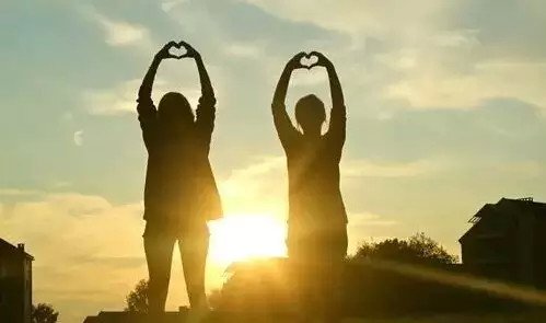 老公不相信老婆怎么辦 夫妻之間為什么缺乏信任 老公不相信老婆怎么辦 夫妻之間為什么缺乏信任