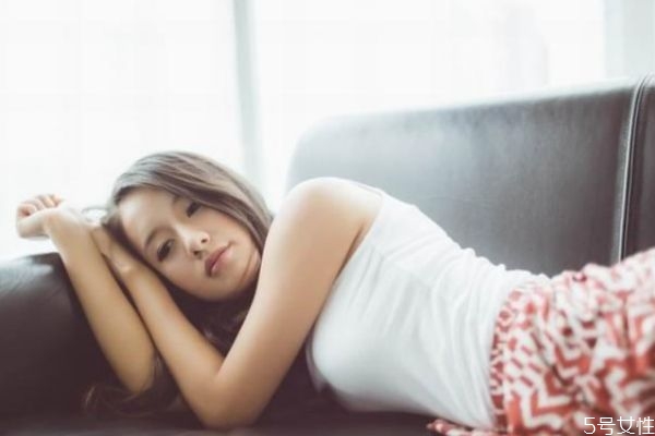 男人離不開什么樣的情人 男人對情人上心的表現(xiàn) 男人離不開什么樣的情人 男人對情人上心的表現(xiàn)