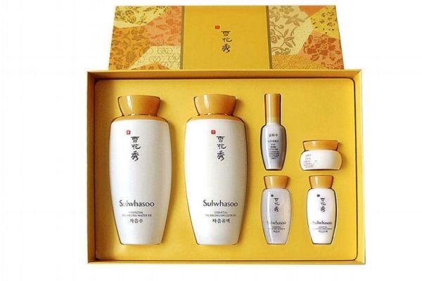 雪花秀滋陰系列去黃嗎 雪花秀哪個(gè)系列去黃美白 雪花秀滋陰系列去黃嗎 雪花秀哪個(gè)系列去黃美白