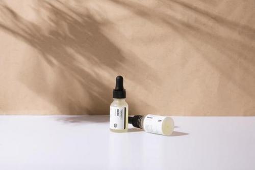 寡肽用完后要洗臉嗎 寡肽和蘆薈一起怎么用 寡肽用完后要洗臉嗎 寡肽和蘆薈一起怎么用