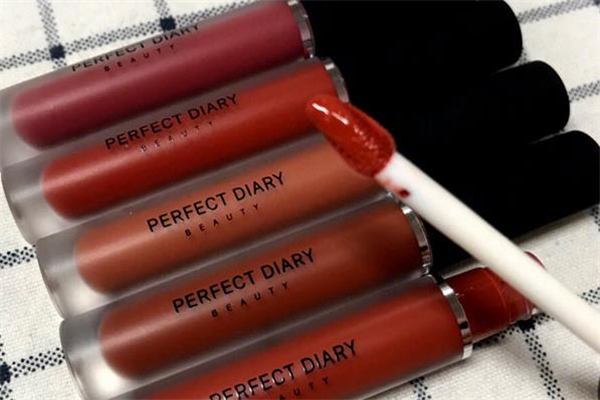 完美日記啞光唇釉推薦色號(hào) 完美日記啞光唇釉好用嗎 完美日記啞光唇釉推薦色號(hào) 完美日記啞光唇釉好用嗎