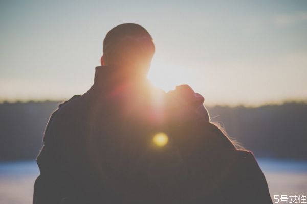 蜜月一般多久 一般結婚后幾天去度蜜月合適 蜜月一般多久 一般結婚后幾天去度蜜月合適