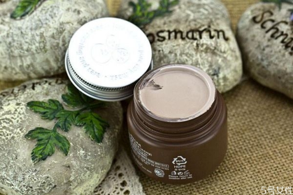 悅詩(shī)風(fēng)吟火山泥面膜多少錢(qián) 火山泥面膜很干涂不上怎么辦