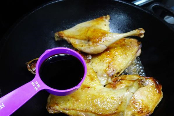 老抽可以蘸餃子吃嗎 老抽可以拌面吃嗎 老抽可以蘸餃子吃嗎 老抽可以拌面吃嗎