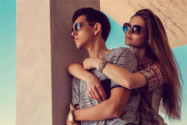 怎么對(duì)付媽寶男老公 如何應(yīng)對(duì)媽寶男老公 怎么對(duì)付媽寶男老公 如何應(yīng)對(duì)媽寶男老公