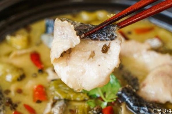 酸菜魚怎么做好吃 酸菜魚的簡(jiǎn)單做法