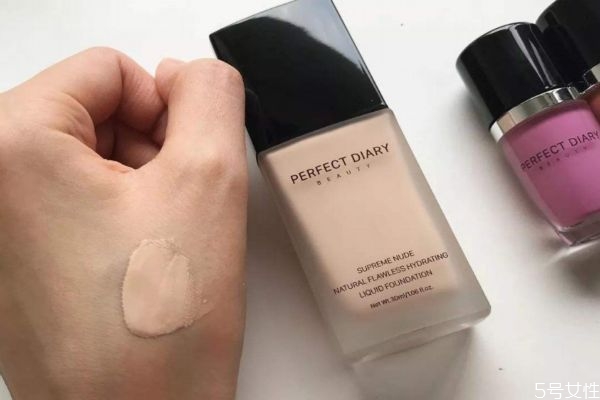 完美日記粉底液適合什么膚質(zhì) 完美日記粉底液測評 完美日記粉底液適合什么膚質(zhì) 完美日記粉底液測評