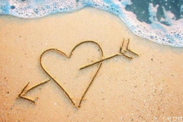 偶遇前任男生會(huì)怎么做 男友的前任 偶遇前任男生會(huì)怎么做 男友的前任