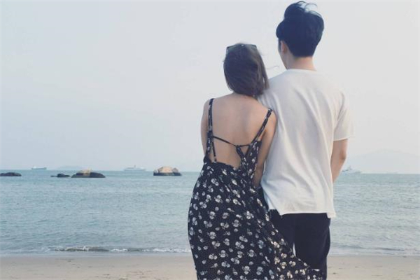 男人出軌有徹底回歸的嗎 男人出軌后徹底回歸家庭的表現(xiàn) 男人出軌有徹底回歸的嗎 男人出軌后徹底回歸家庭的表現(xiàn)