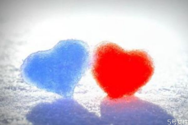 女生最討厭男生問的事 定不要碰這些雷區(qū) 女生最討厭男生問的事 定不要碰這些雷區(qū)