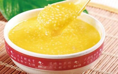 晚餐吃小米粥對睡眠好嗎 小米粥用什么鍋熬好 晚餐吃小米粥對睡眠好嗎 小米粥用什么鍋熬好