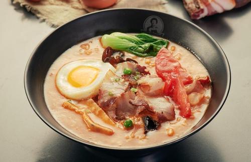 吃燙的東西好嗎 吃燙的東西會(huì)怎樣 吃燙的東西好嗎 吃燙的東西會(huì)怎樣