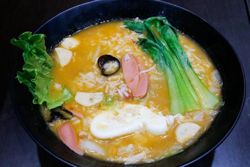 吃燙的東西好嗎 吃燙的東西會(huì)怎樣 吃燙的東西好嗎 吃燙的東西會(huì)怎樣