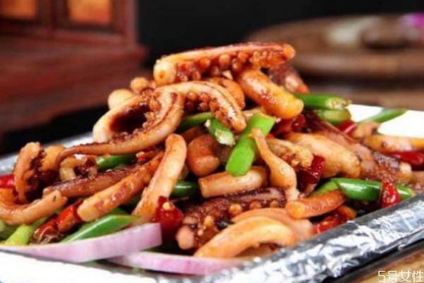 魷魚的家常做法 魷魚怎么做好吃 魷魚的家常做法 魷魚怎么做好吃