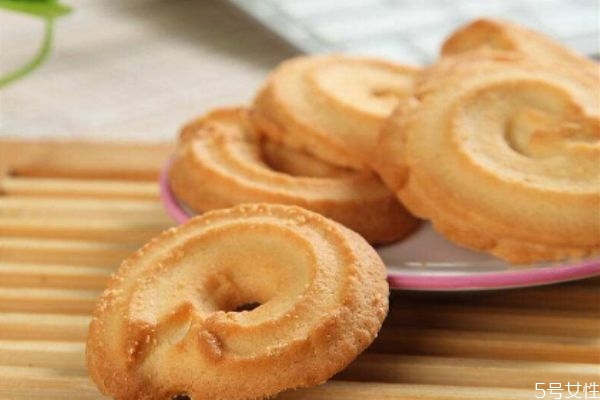 如何自制曲奇餅干 曲奇餅干在家怎么做 如何自制曲奇餅干 曲奇餅干在家怎么做