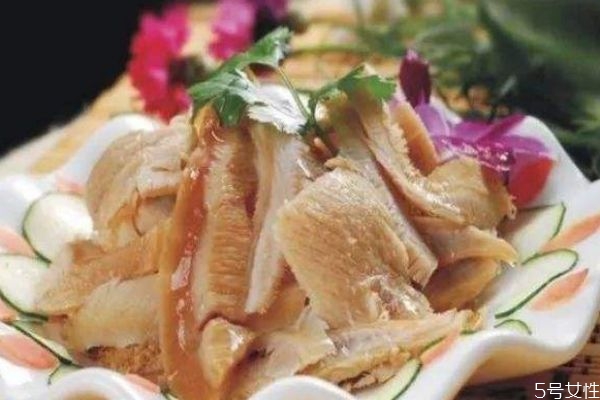 牛肚怎么做好吃 牛肚的簡(jiǎn)單做法 牛肚怎么做好吃 牛肚的簡(jiǎn)單做法